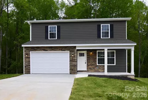 5123 Hanging Rock Ct, Hickory, NC 28601
