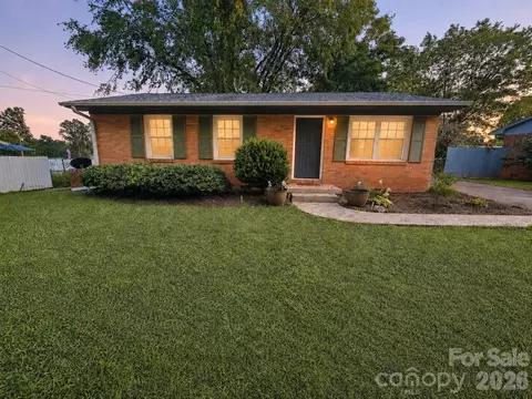 127 Northview Dorsey St, Rutherfordton, NC 28139