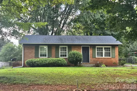 127 Northview Dorsey St, Rutherfordton, NC 28139