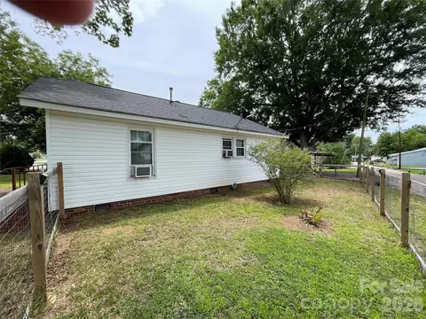1408 Moose Rd, Kannapolis, NC 28083 photo 5