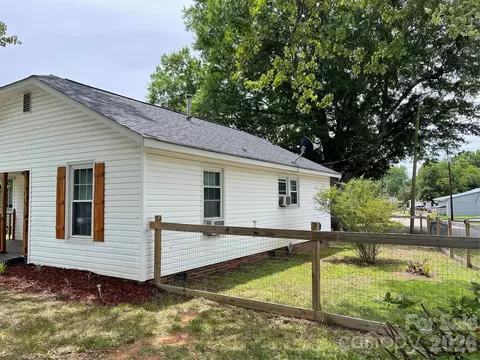 1408 Moose Rd, Kannapolis, NC 28083 photo 4