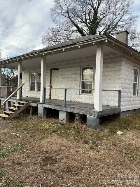 517 Booker St, Shelby, NC 28150