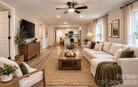 1810 E Greenbriar Rd, Statesville, NC 28677