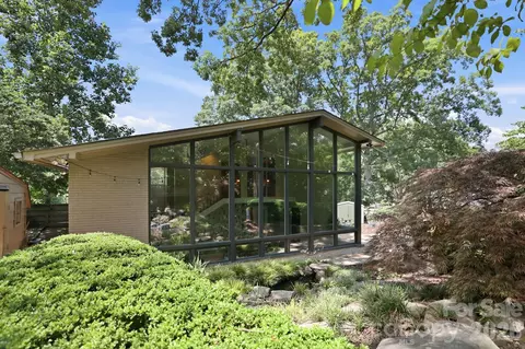 4027 Glenfall Ave, Charlotte, NC 28210