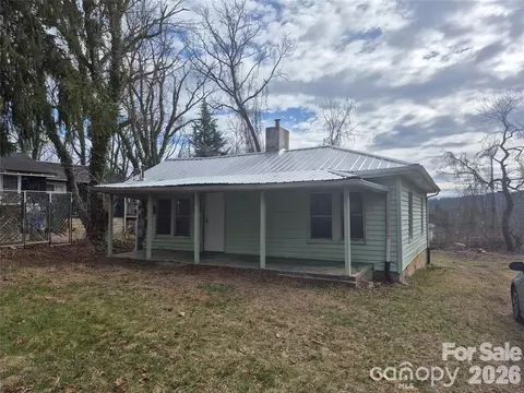 8 White Ave, Asheville, NC 28803
