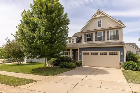 40161 Crooked Stick Dr, Lancaster, SC 29720