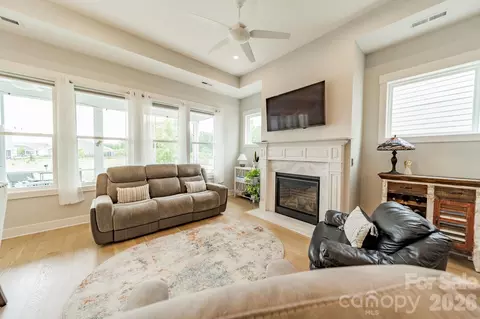 Living - 1019 Carlyle Ln, Monroe, NC 28110 photo 2 of 3