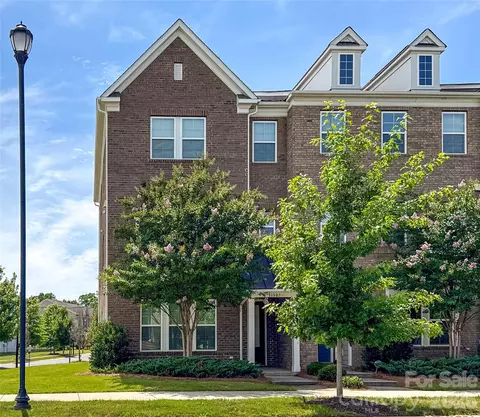 11507 Red Rust Ln, Charlotte, NC 28277