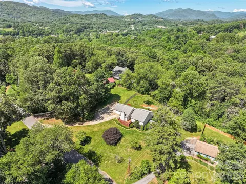 View/Area - 519 Nellie John Dr, Clyde, NC 28721 photo 1 of 1