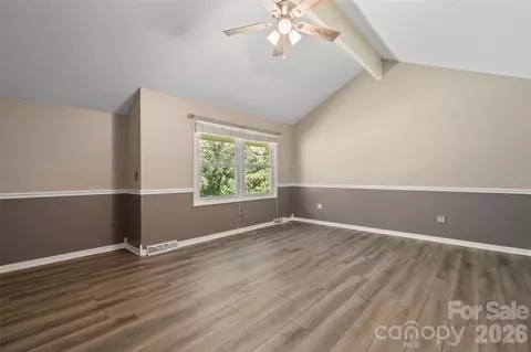 Living - 519 Nellie John Dr, Clyde, NC 28721 photo 7 of 10