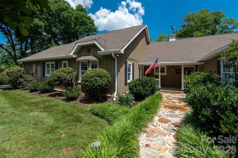 6236 River Cabin Ln, Charlotte, NC 28278