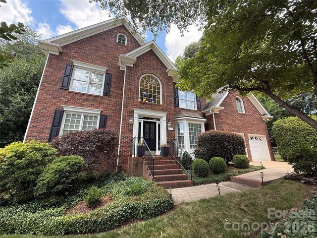 9125 Grove Tree Ln, Huntersville, NC 28078