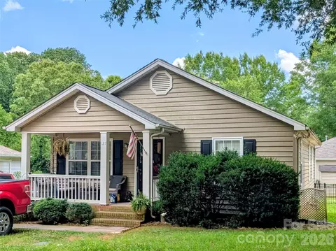 127 Pratt St, Belmont, NC 28012