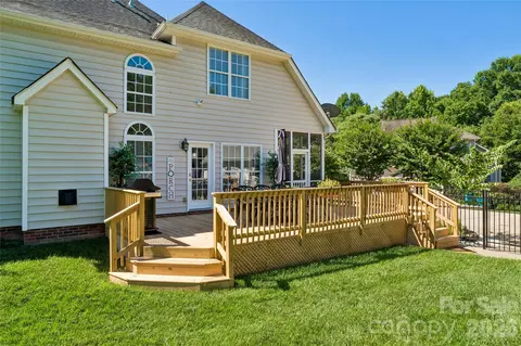 Exterior - 1016 Wesley Downs Rd, Monroe, NC 28110 photo 6 of 10