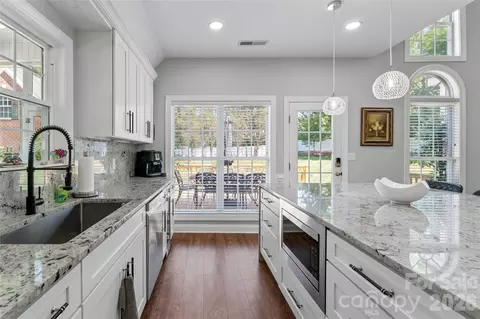Kitchen - 1016 Wesley Downs Rd, Monroe, NC 28110 photo 6 of 9