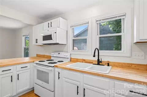 Kitchen - 142 Substation Rd, Canton, NC 28716 photo 1 of 3