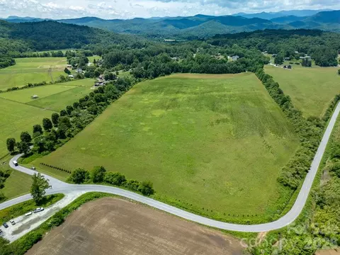 Coventry Drive, Brevard, NC 28712 photo 17