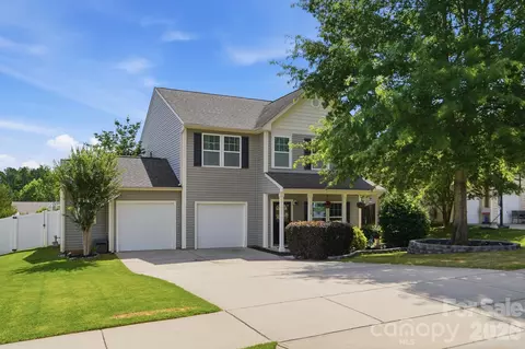 1198 Jasmine Dr, Fort Mill, SC 29707