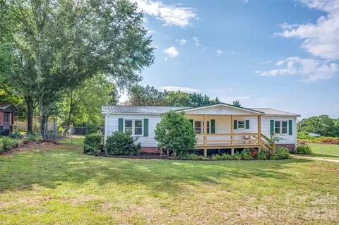 299 Ellenboro Henrietta Rd, Ellenboro, NC 28040