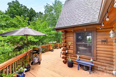 Exterior - 535 N Highland Rd, Mill Spring, NC 28756 photo 6 of 14