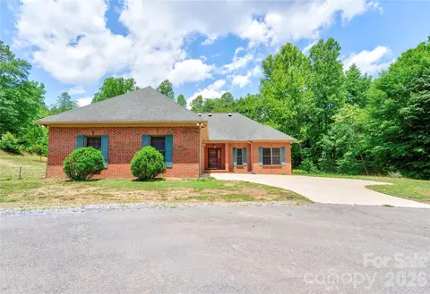 2365 Sylvan Rd, Grover, NC 28073