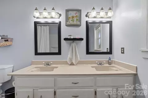 Bath - 1782 Cat Square Rd, Vale, NC 28168 photo 4 of 4