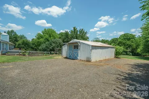 Exterior - 1782 Cat Square Rd, Vale, NC 28168 photo 4 of 7