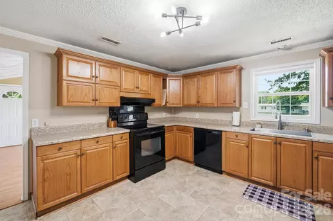 Kitchen - 1782 Cat Square Rd, Vale, NC 28168 photo 4 of 5