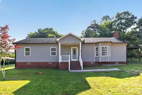 221 S Potter Rd, Lancaster, SC 29720