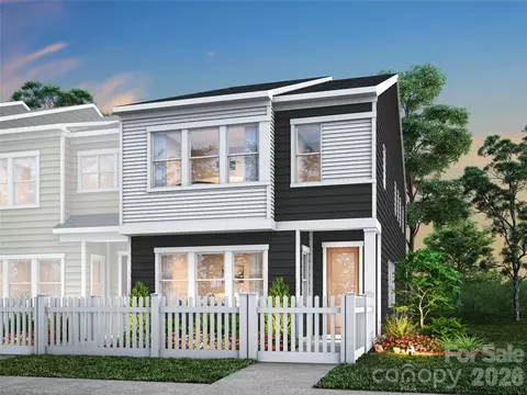 8402 Discovery Ln, Charlotte, NC 28216