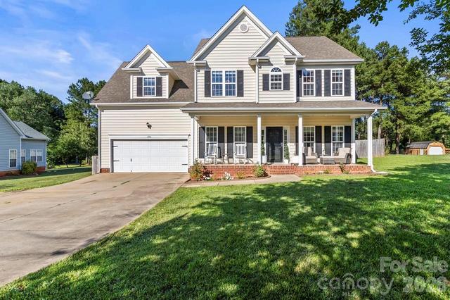 135 Painted Bunting Dr, Troutman, NC 28166