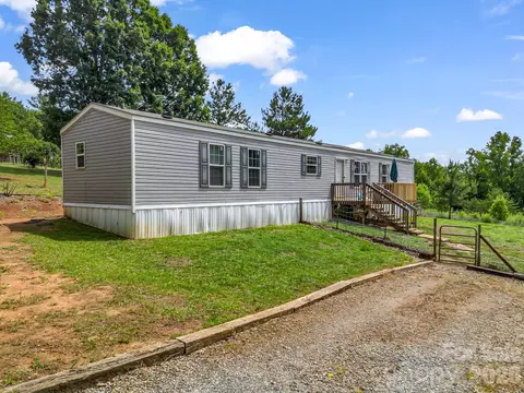 110 Judy Rd, Casar, NC 28020