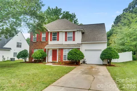 12009 Silvercrest Dr, Charlotte, NC 28215