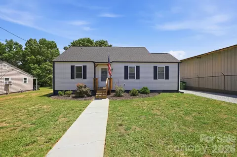 110 Wilfred Ave, Lexington, NC 27292