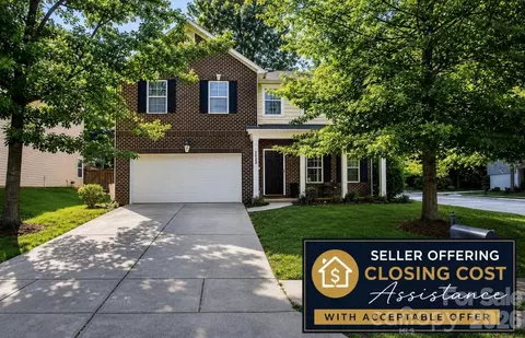 7235 Barefoot Forest Dr, Charlotte, NC 28269