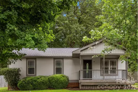 1050 Hay Row Rd, Clover, SC 29710