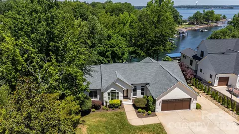 7559 Rabbit Cir, Denver, NC 28037