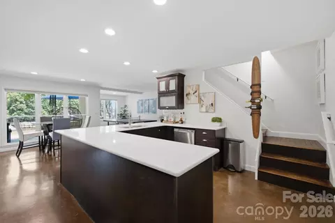 Kitchen - 7559 Rabbit Cir, Denver, NC 28037 photo 2 of 4