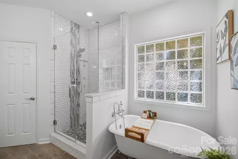 Bath - 7559 Rabbit Cir, Denver, NC 28037 photo 5 of 7