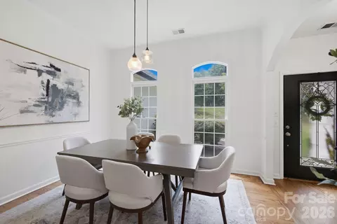 Dining - 7559 Rabbit Cir, Denver, NC 28037 photo 1 of 3