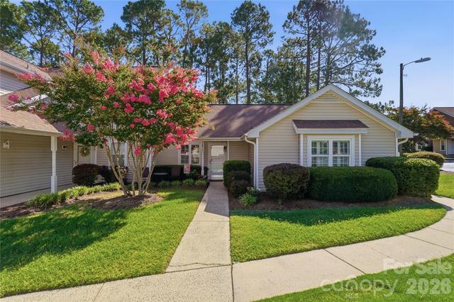 7810 Davinci Ln, Charlotte, NC 28226