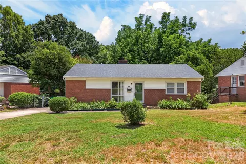 520 Inwood Dr, Charlotte, NC 28209
