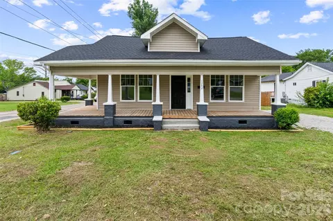 1242 Flint Hill St, Rock Hill, SC 29730
