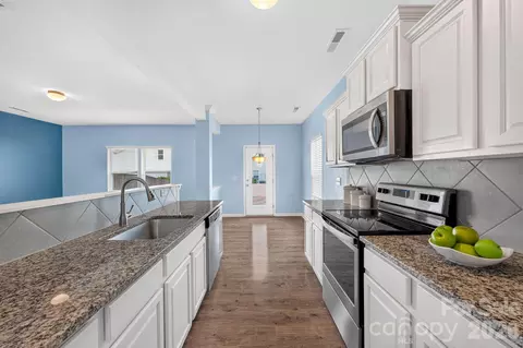 Kitchen - 12551 Gotland Rd, Midland, NC 28107 photo 2 of 2