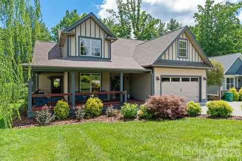36 Copper Mill Ct, Candler, NC 28715