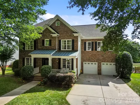 16119 Hallaton Dr, Huntersville, NC 28078