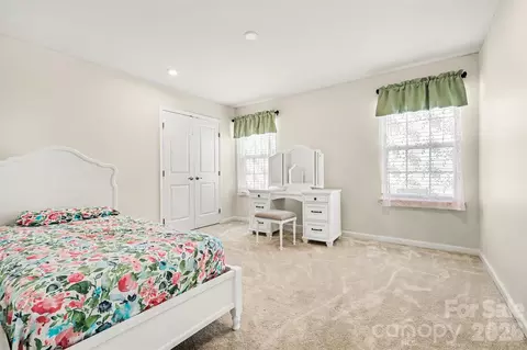 3030 Streamside Dr, Davidson, NC 28036 photo 18