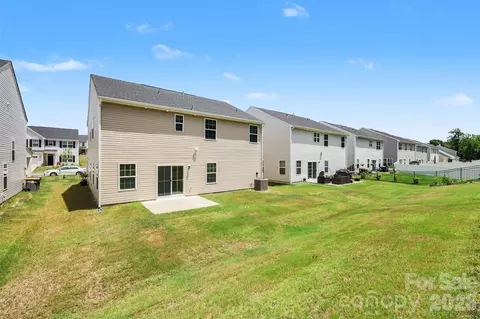 3030 Streamside Dr, Davidson, NC 28036 photo 17