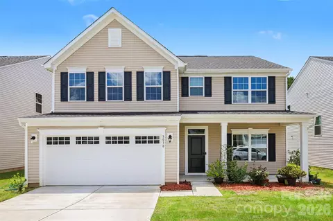 3030 Streamside Dr, Davidson, NC 28036 photo 1