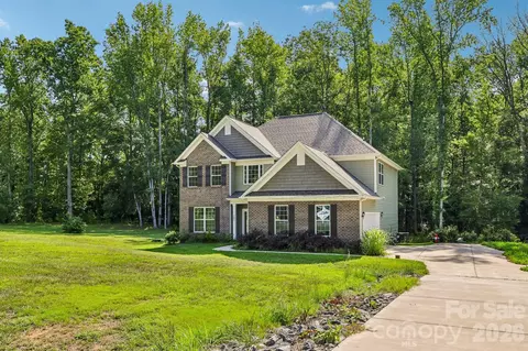207 Barra Dr, Waxhaw, NC 28173